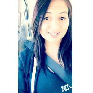 Meet your Posher, Yolanda